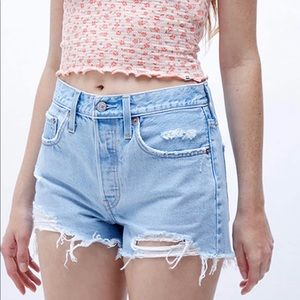 Levi's 501 Blue Denim Shorts in Luxor view light blue